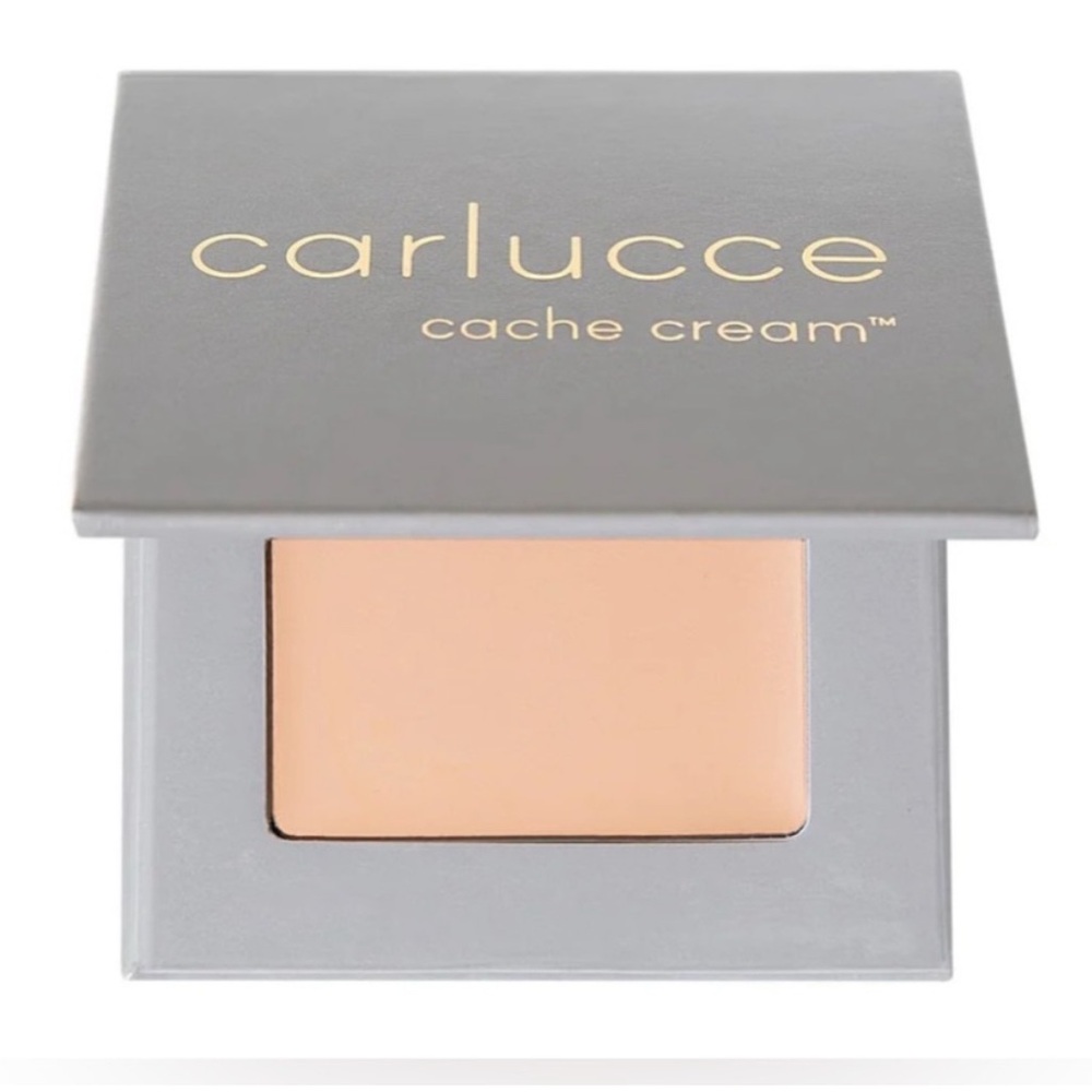 Carlucce Cache Cream - Faultless - Foundation Pallette - $44 MSRP
